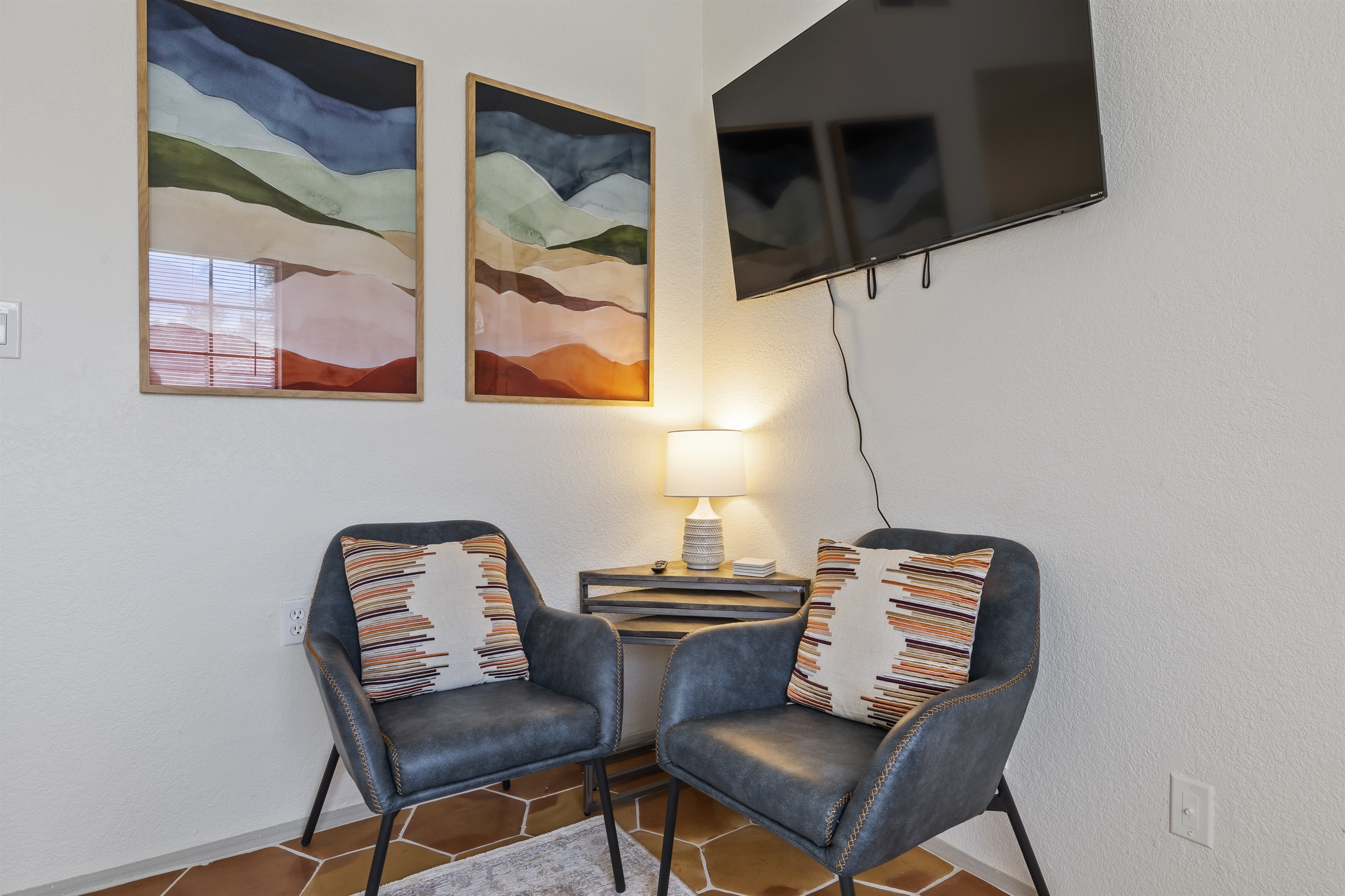 Stylish and cozy place to relax!