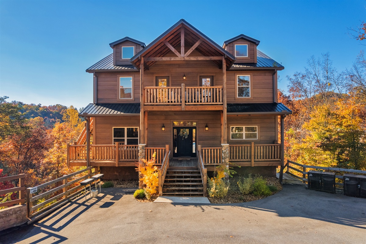 Outside view of our gorgeous cabin