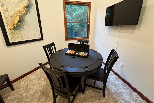Poker & Wine Bar Room