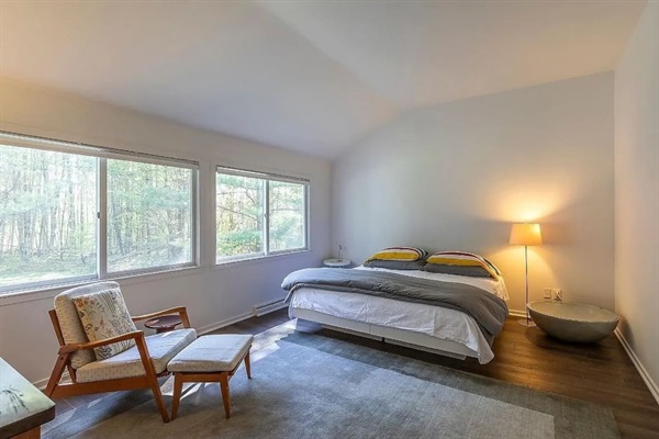 Primary bedroom- King size bed