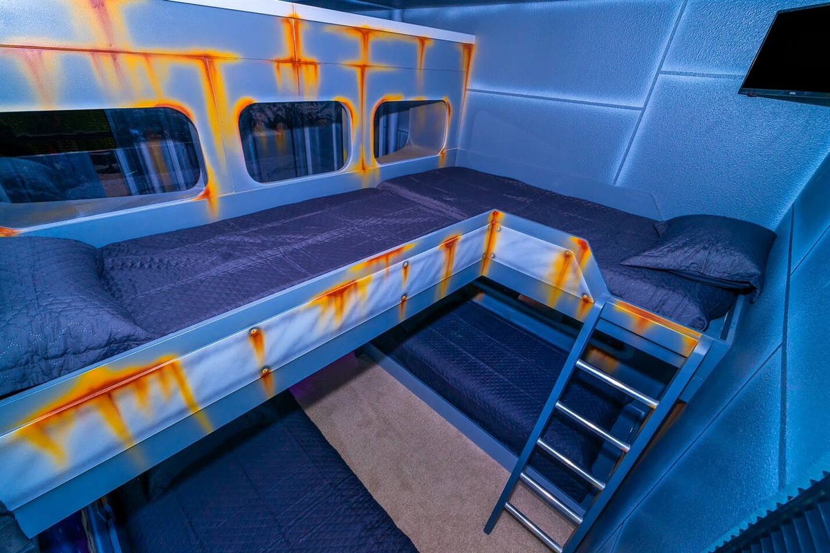 Space Quaters Bedroom