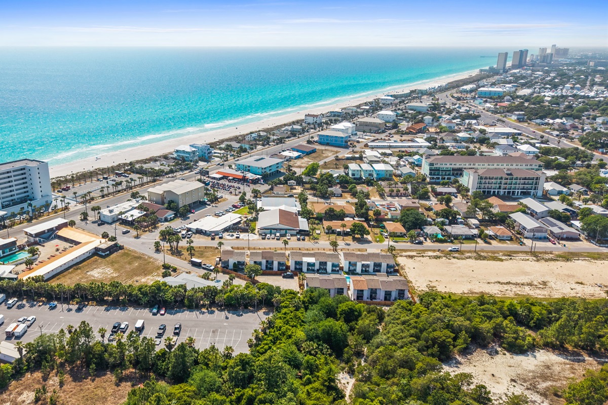 Aerial of Complex, Amenities, and Beach