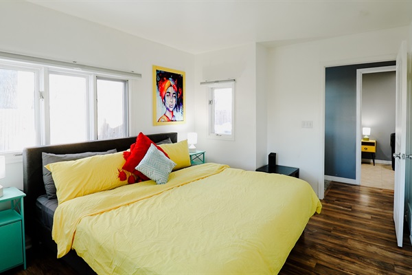 A bedroom featuring a soft bed that promises a luxuriously plush and enveloping sleep experience, inviting you to drift off into peaceful slumber with ease.