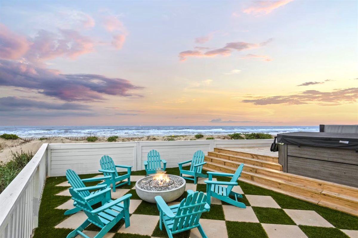 f44c66a71f61475fa250d46c91873ffc Large | Beachhouse | Texas | TX | Vacation Homes | Galveston | Crystal Beach | Kokomo | Breezy Days | Beachfront Elegance | Sunrise Serenity | Southern Sands Property Management, LLC