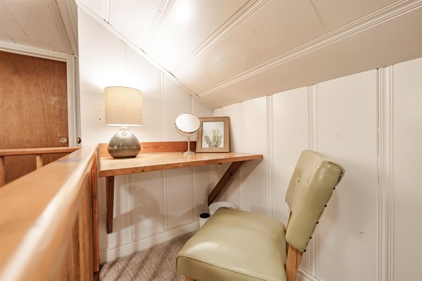 Desk | get ready space