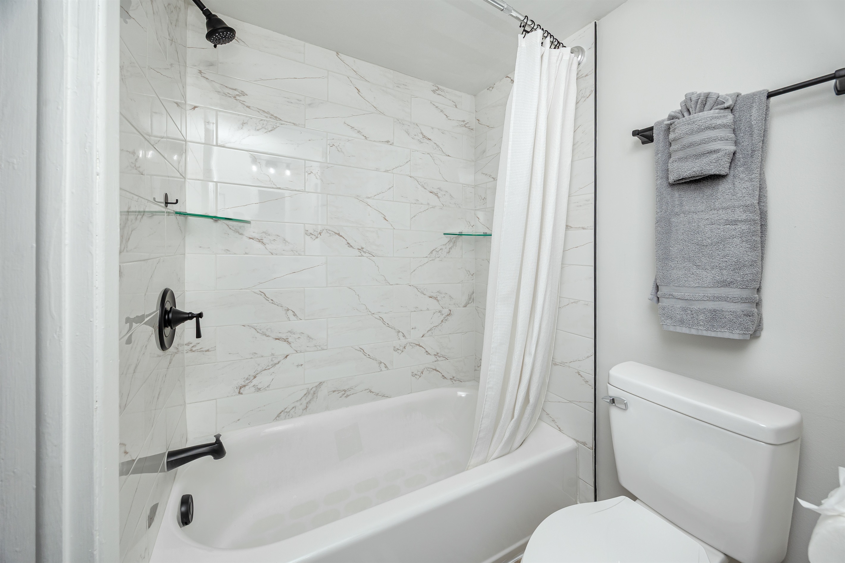 Tub shower
