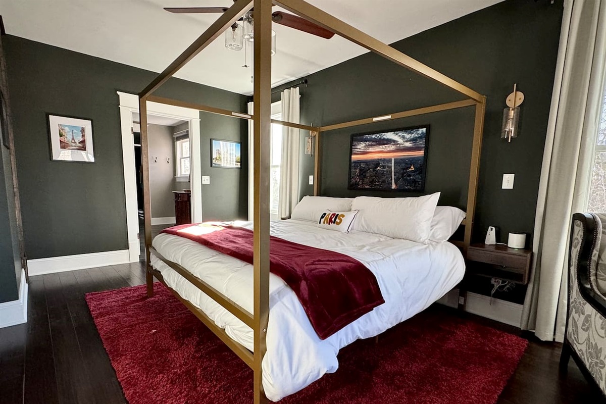 We'll always have Paris! The Paris Suite is your own private getaway from your getaway. This upper level bedroom offers a comfortable King bed, sitting area, electric fireplace, balcony and plush ensuite bathroom.