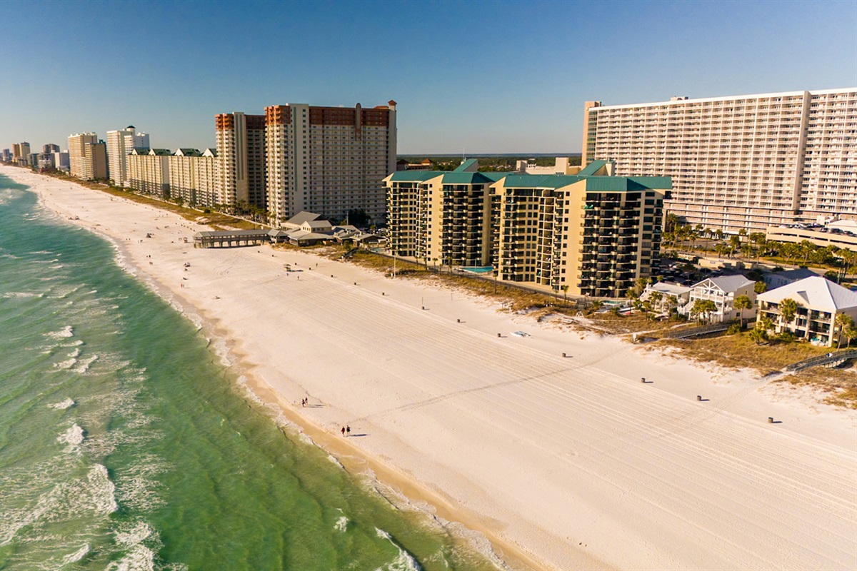 Gorgeous Panama City Beach Facing West, Right Next to Pineapple Willy's