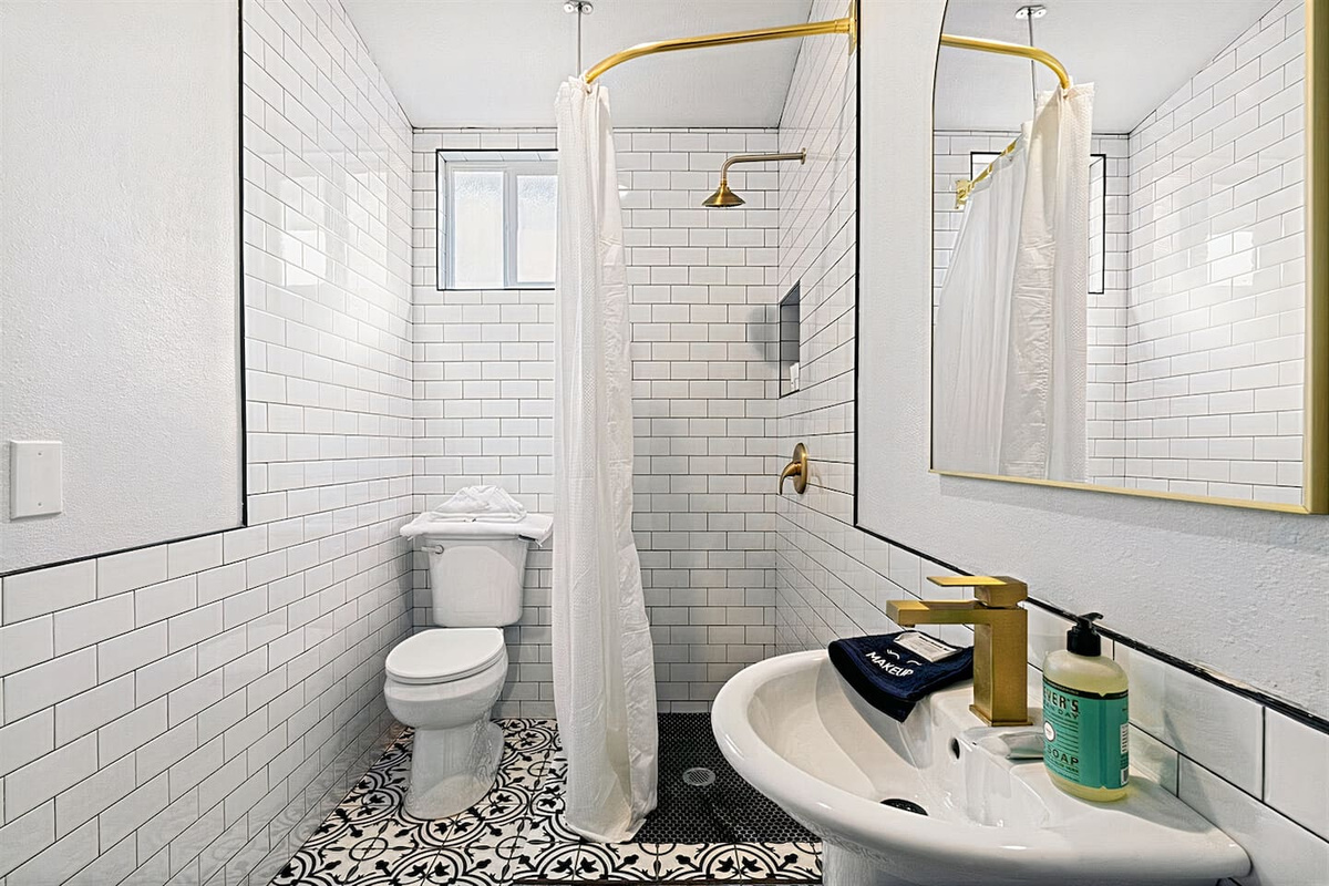 Tiny Home: Small Space, Huge Impact 