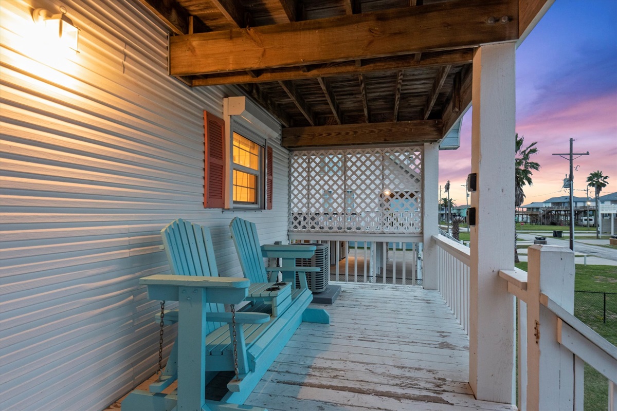 f47f3d0c33fa4bb6bfb84eecee08689c Large | Beachhouse | Texas | TX | Vacation Homes | Galveston | Crystal Beach | Kokomo | Breezy Days | Beachfront Elegance | Sunrise Serenity | Southern Sands Property Management, LLC