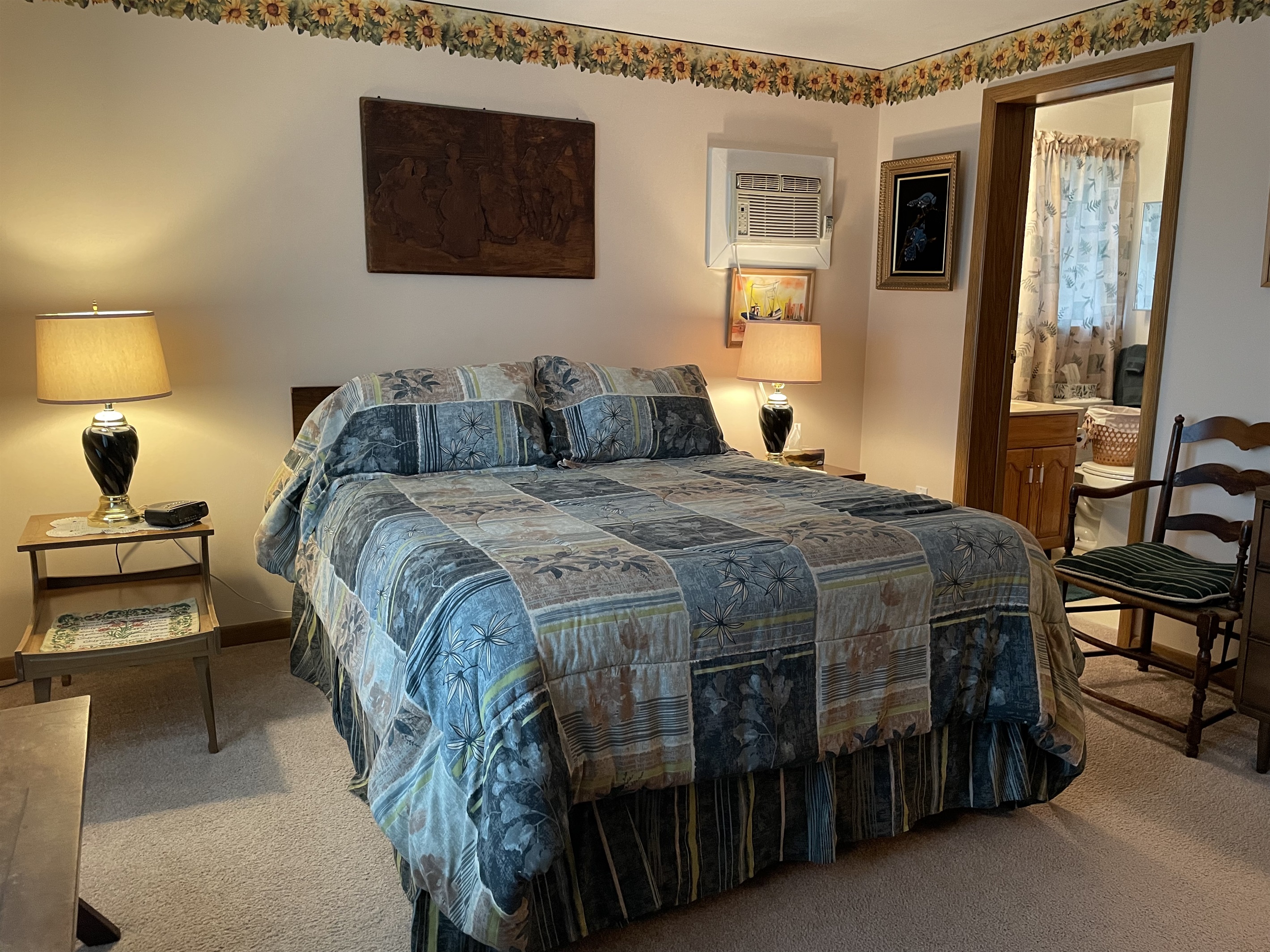 Queen bedroom #2