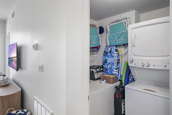 Washer/Dryer and Beach Gear