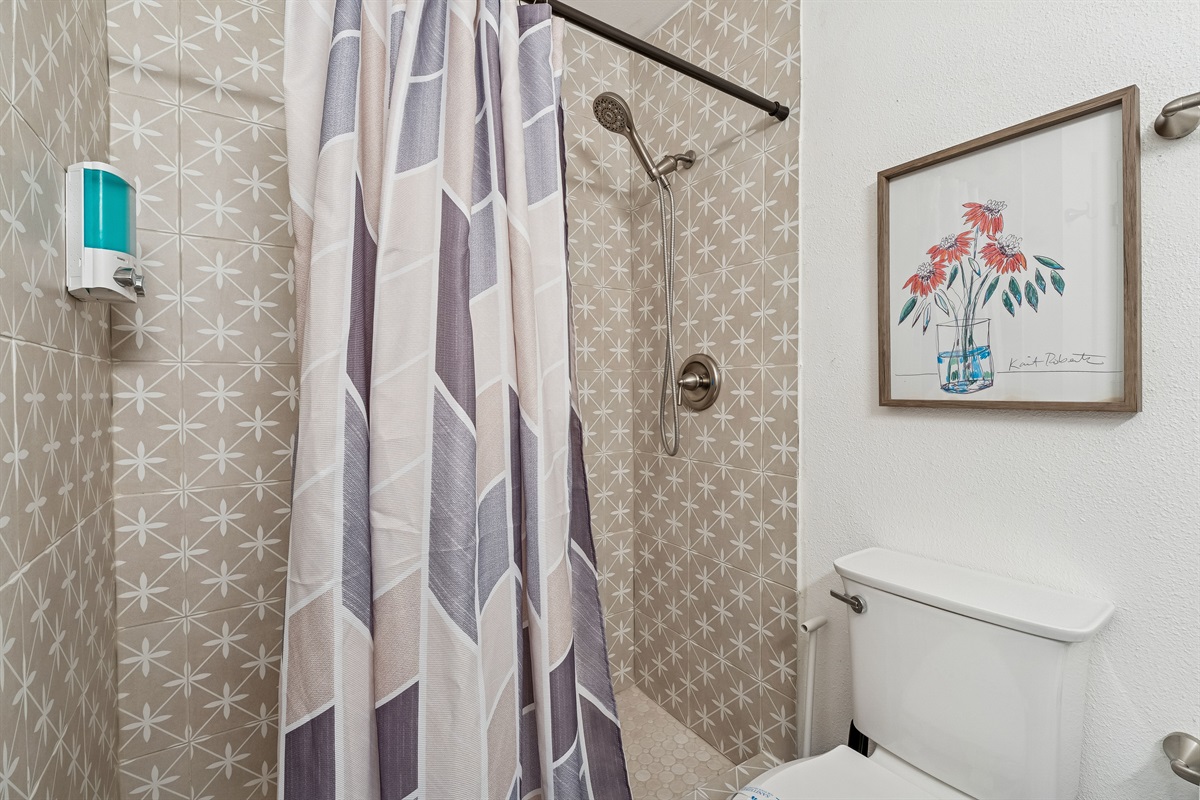 Get refreshed in this remodeled (1/2026) tile shower!