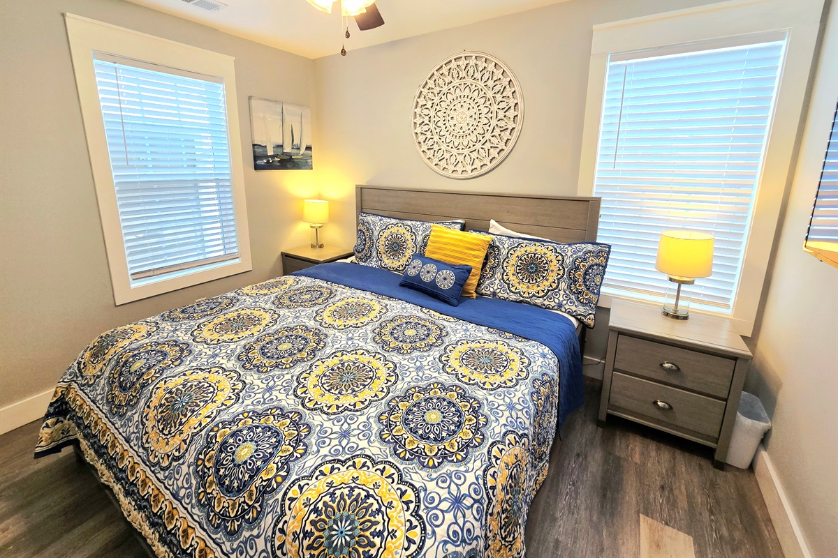 Bedroom 1 - King Bed
