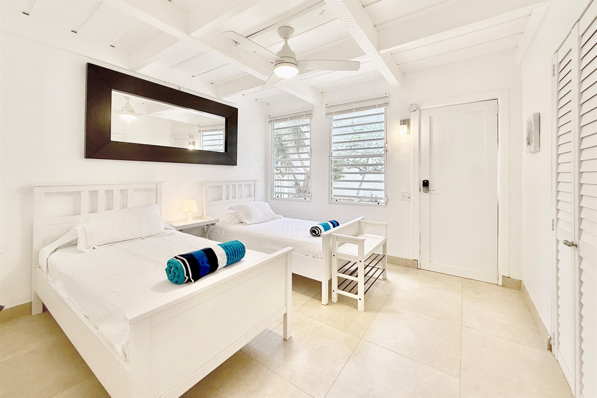 Second Bedroom ,2 twin or 1 king bed
