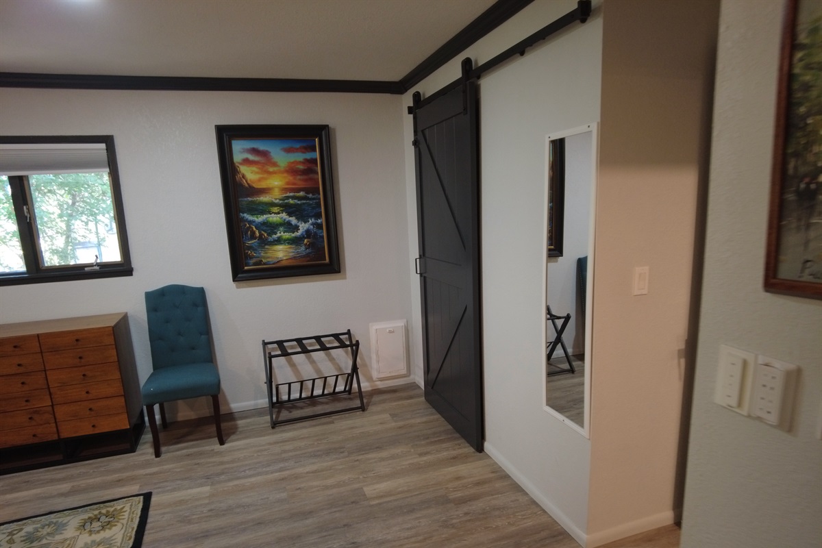 access to Master walk in closer
