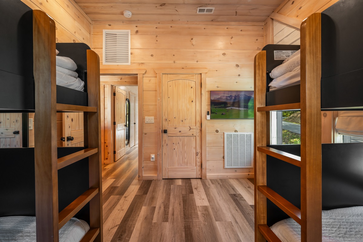 Top Level Bunk Room