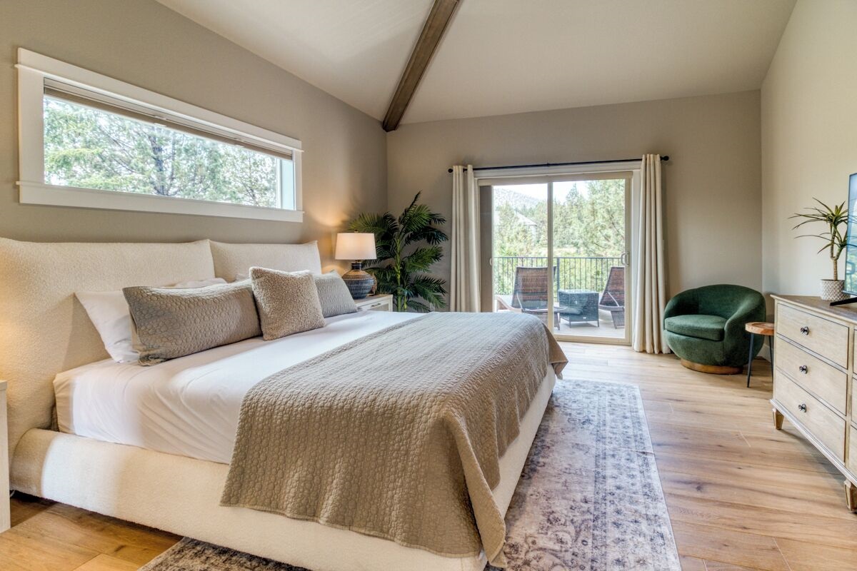 Curated with luxe bedding & linens, as well as a Smart TV for lounging.