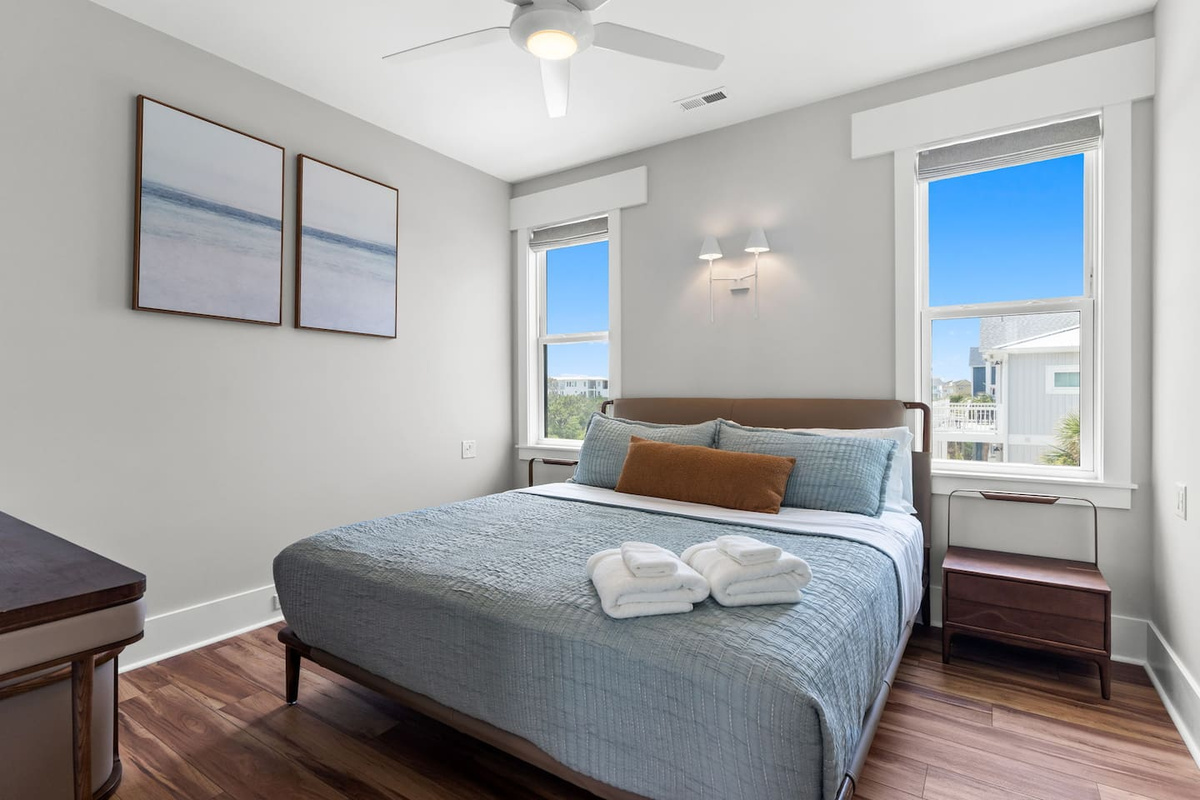 Rest easy at Zen. Every bedroom features easy-to-use blackout shades, allowing guests to create the perfect sleep environment and wake up refreshed for another day of coastal adventures.