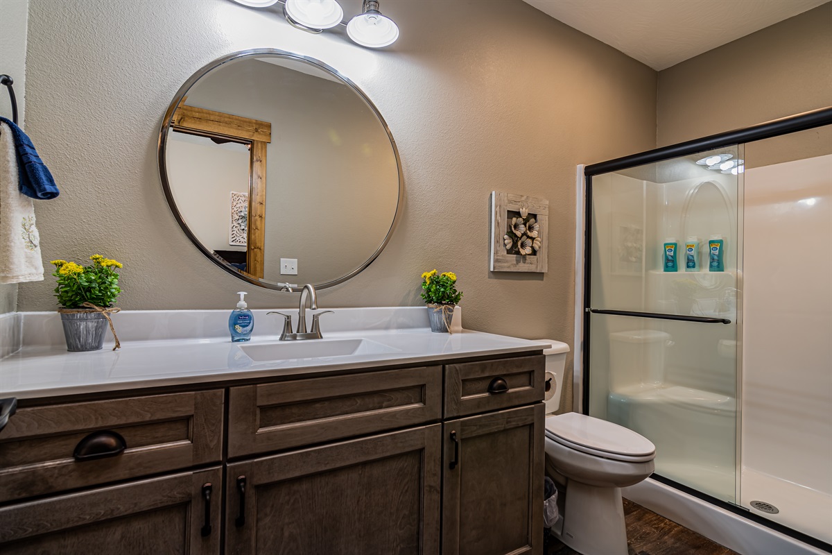 Spacious bathrooms!!!