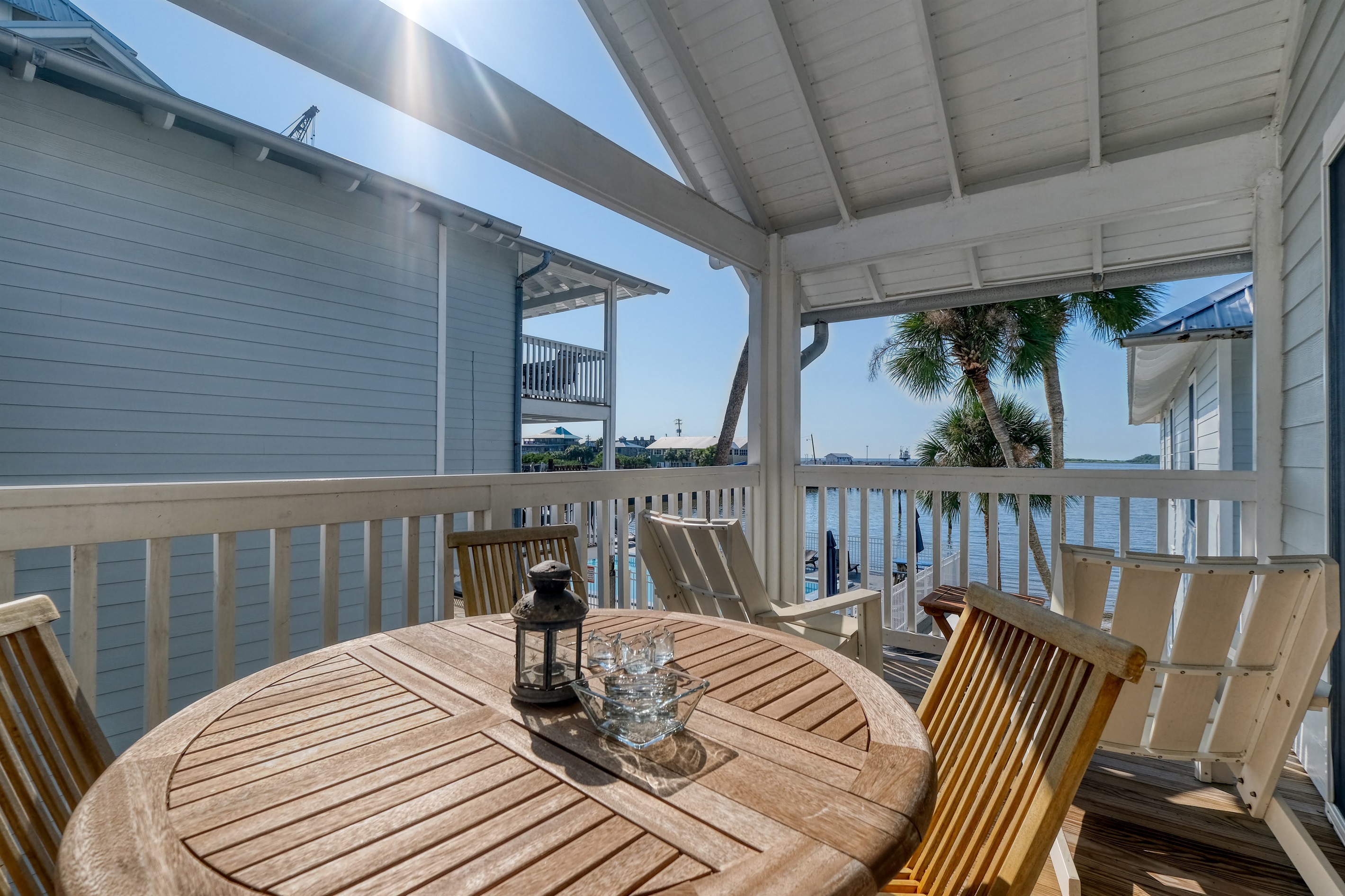 Relax on the porch with plenty of seating