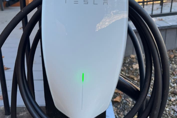 Tesla and J1772 EV Charger