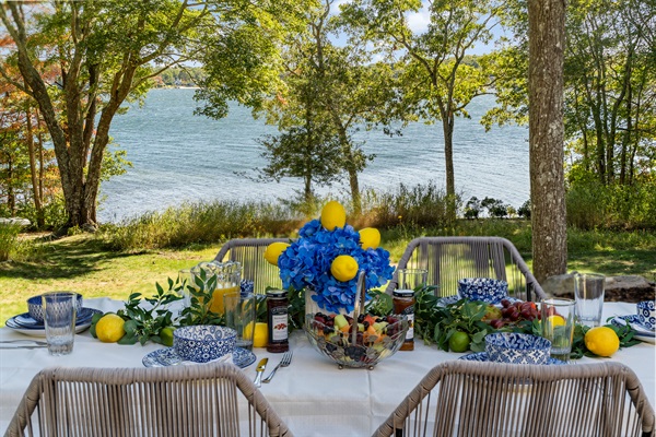 Lake breezes, sunset dinners, and your own peaceful perch