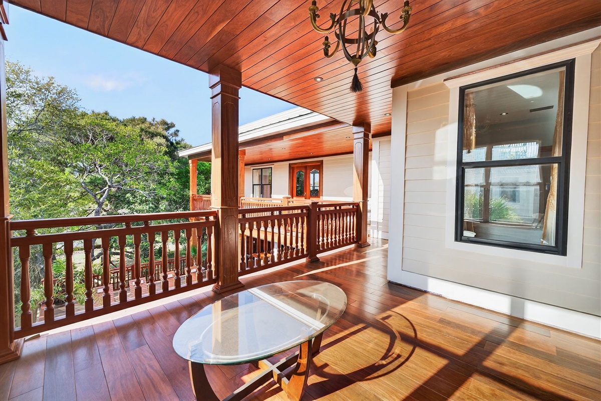 Back Porch | Rosewood Retreat | 2605 Palm Blvd, Isle of Palms, SC | IOP Escapes