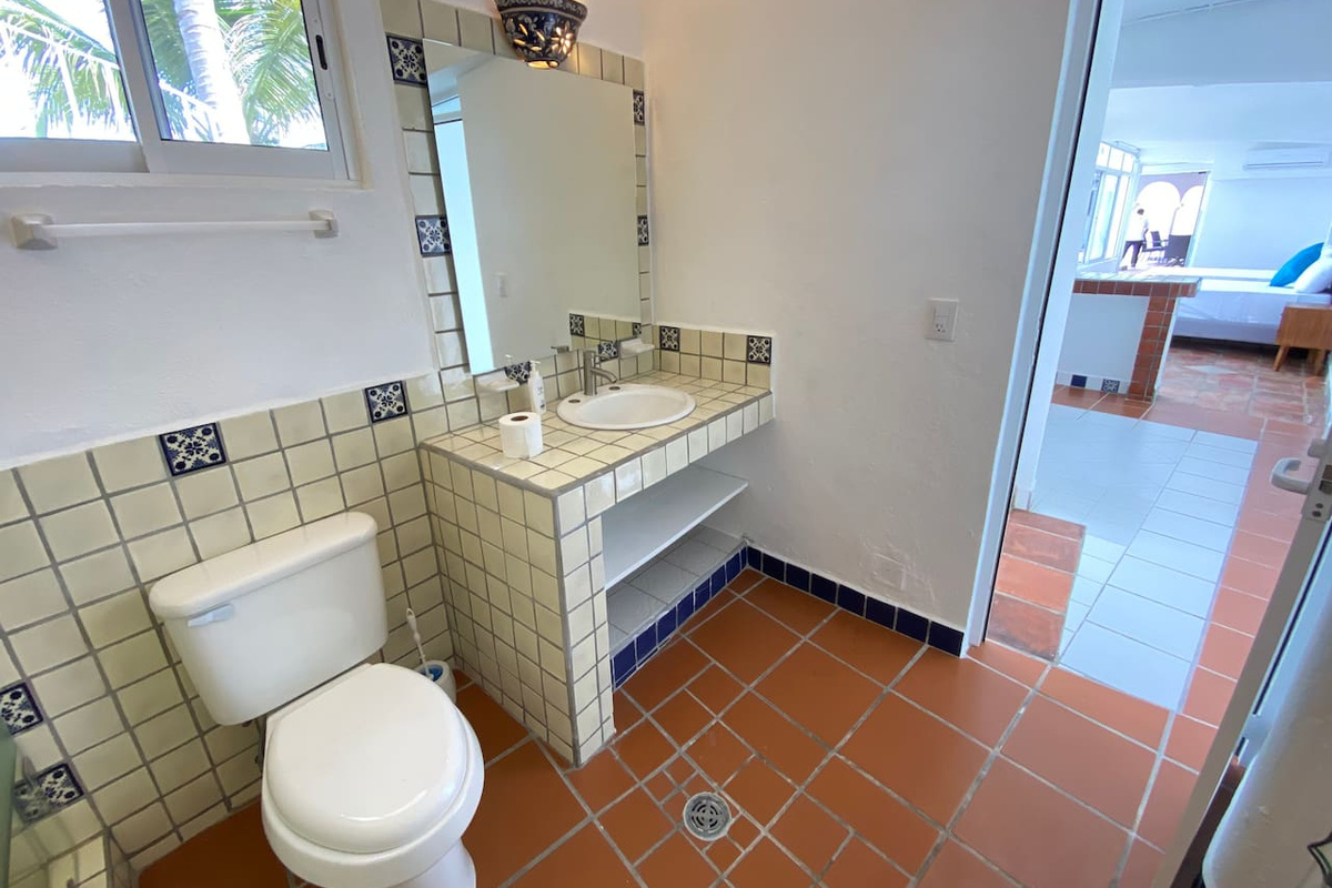 Bathroom in additional studio/room 