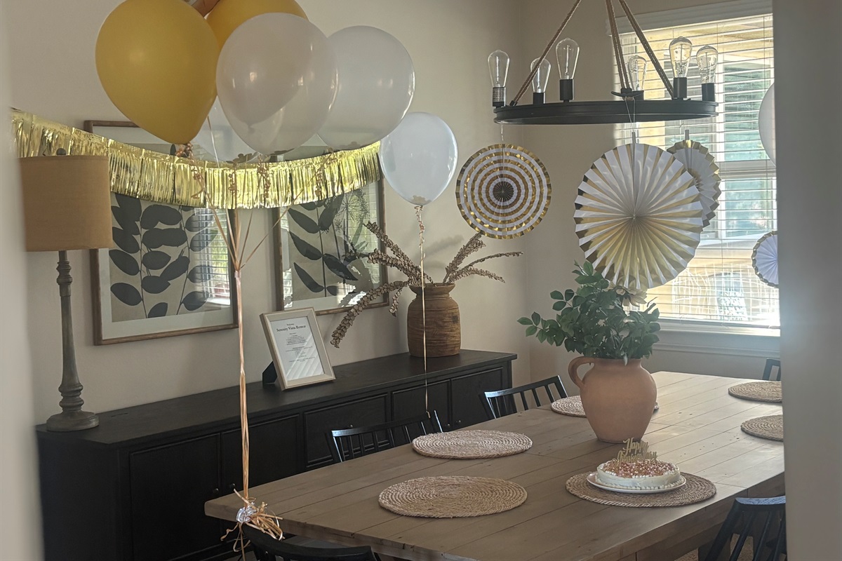 Celebrating a special occasion? Ask me about set up ahead of arrival.