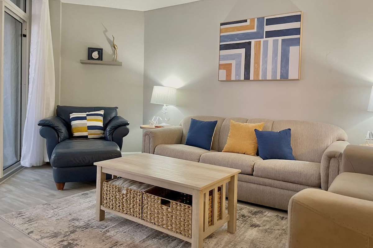 Queen Size pullout Sofa 