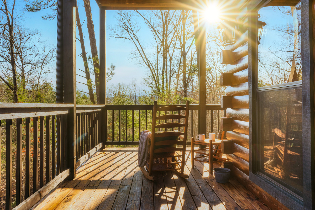 From sunrise to sunset and through the seasons, enjoy the peaceful views!