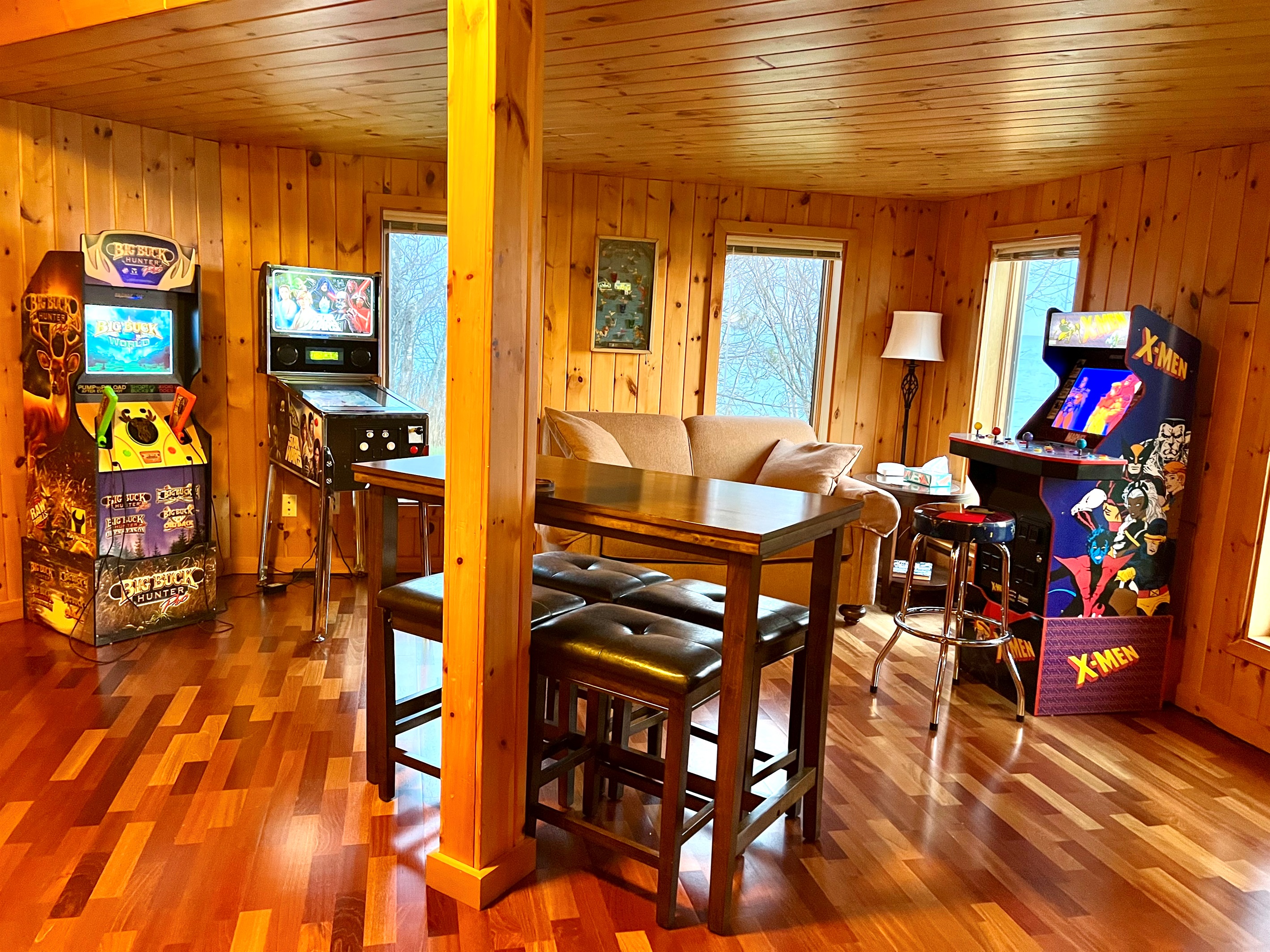 X-Men, Star Wars digital pinball, and Big Buck Hunter round out the game room for a total of 5 arcades and one pinball. With a game for everyone they will be entertained for hours while you enjoy relaxing after a day of exploring the North Shore.