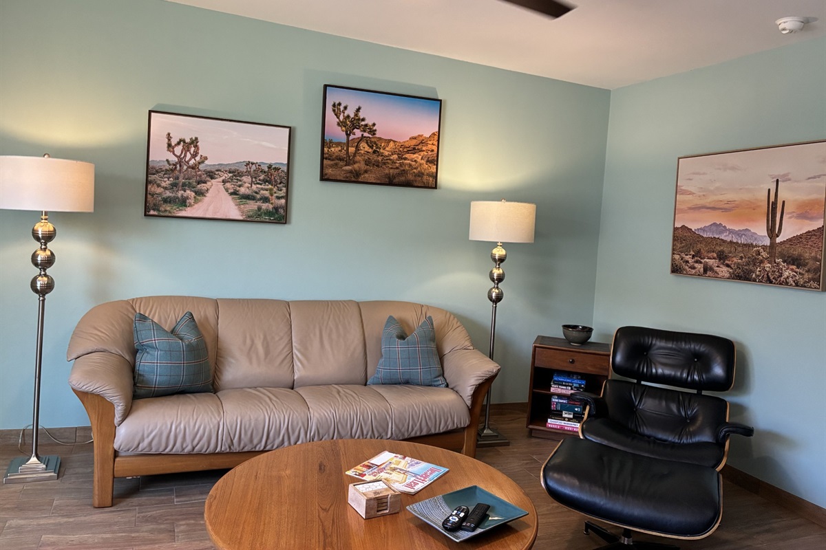 Livingroom area.