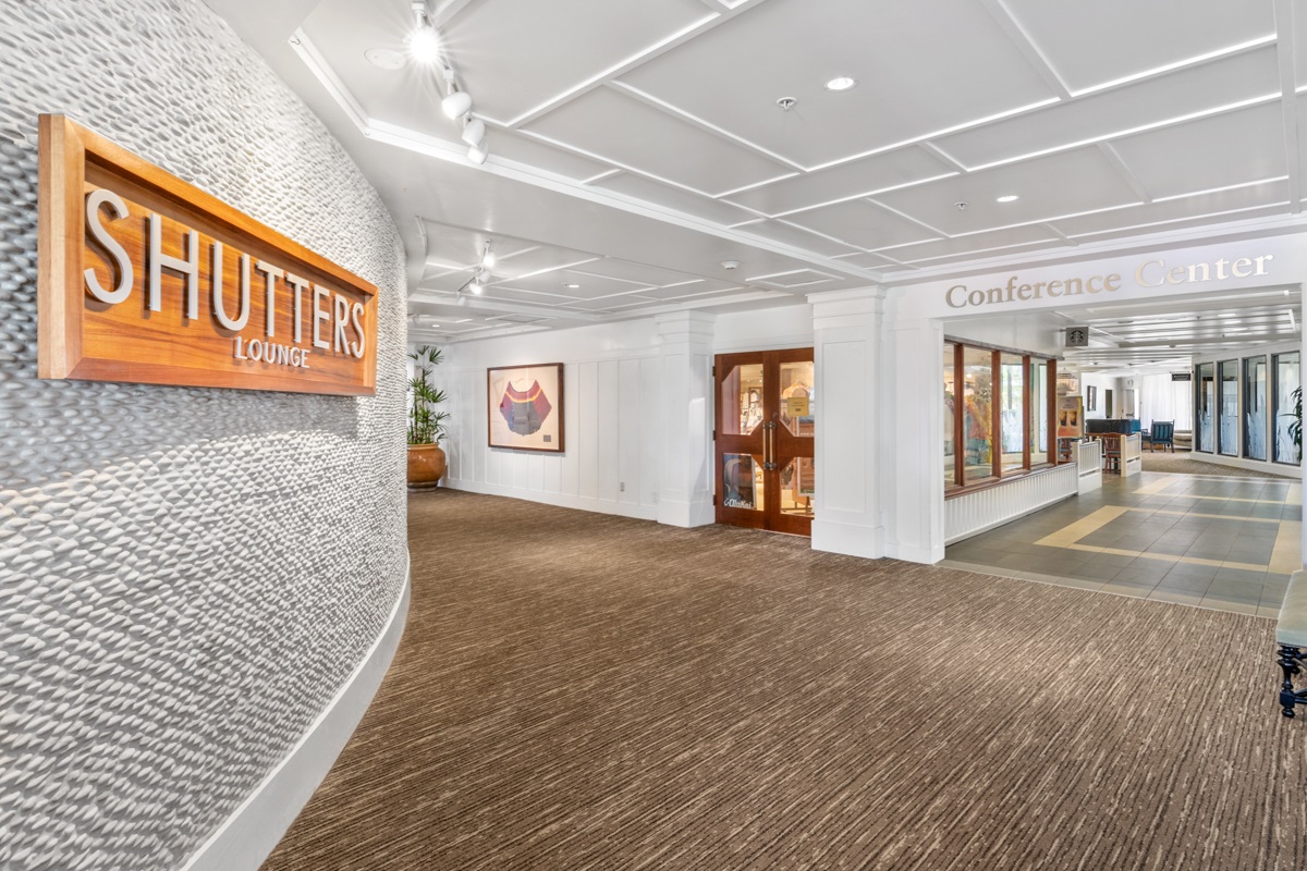 Shutters Lounge--Great On Site Dining