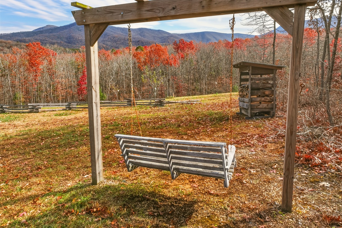 Relax on the deck or unwind on the swing, gently taking in the fresh mountain air and quiet surroundings
