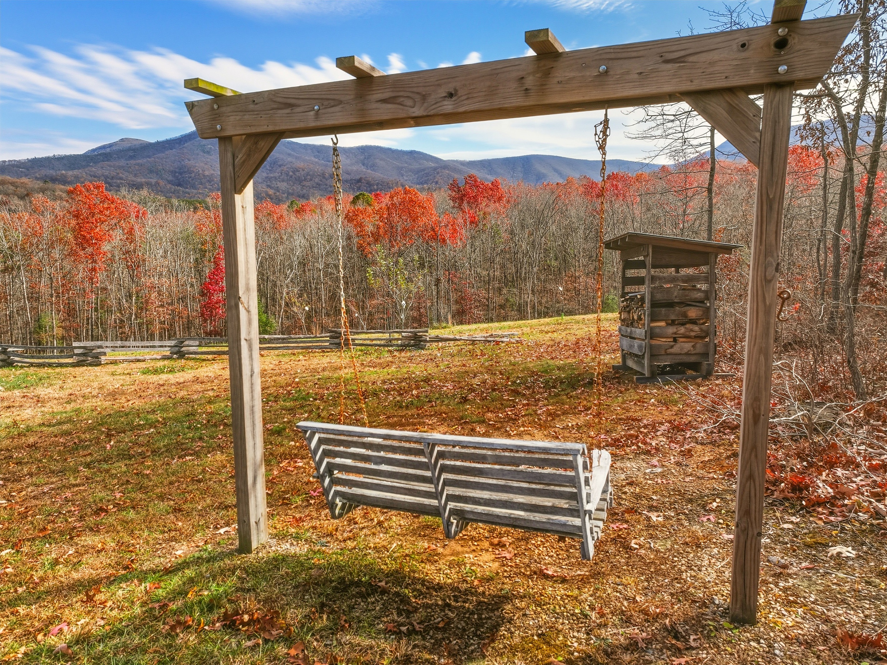 Relax on the deck or unwind on the swing, gently taking in the fresh mountain air and quiet surroundings
