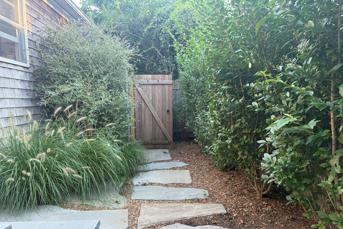Side walk way w outdoor shower