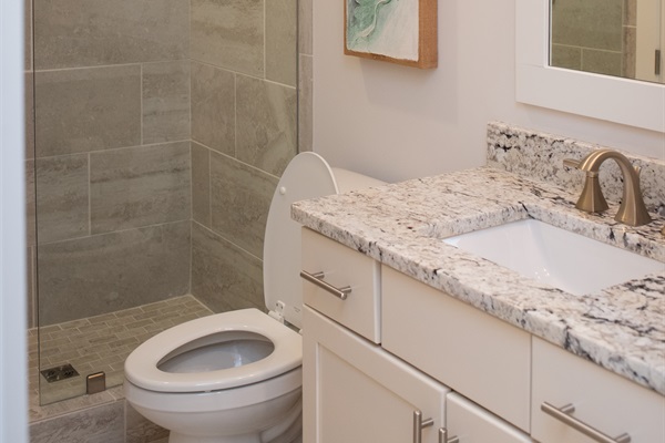 Mermaid Bathroom / Adjoins Hallway for easy entry from Loft