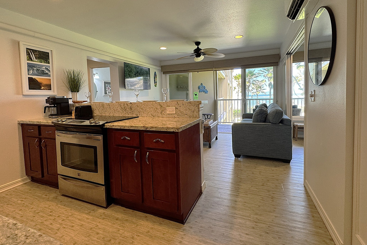 Full kitchen