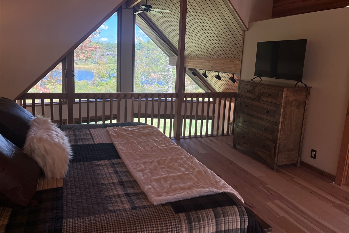 2nd floor King bed with ensuite bath