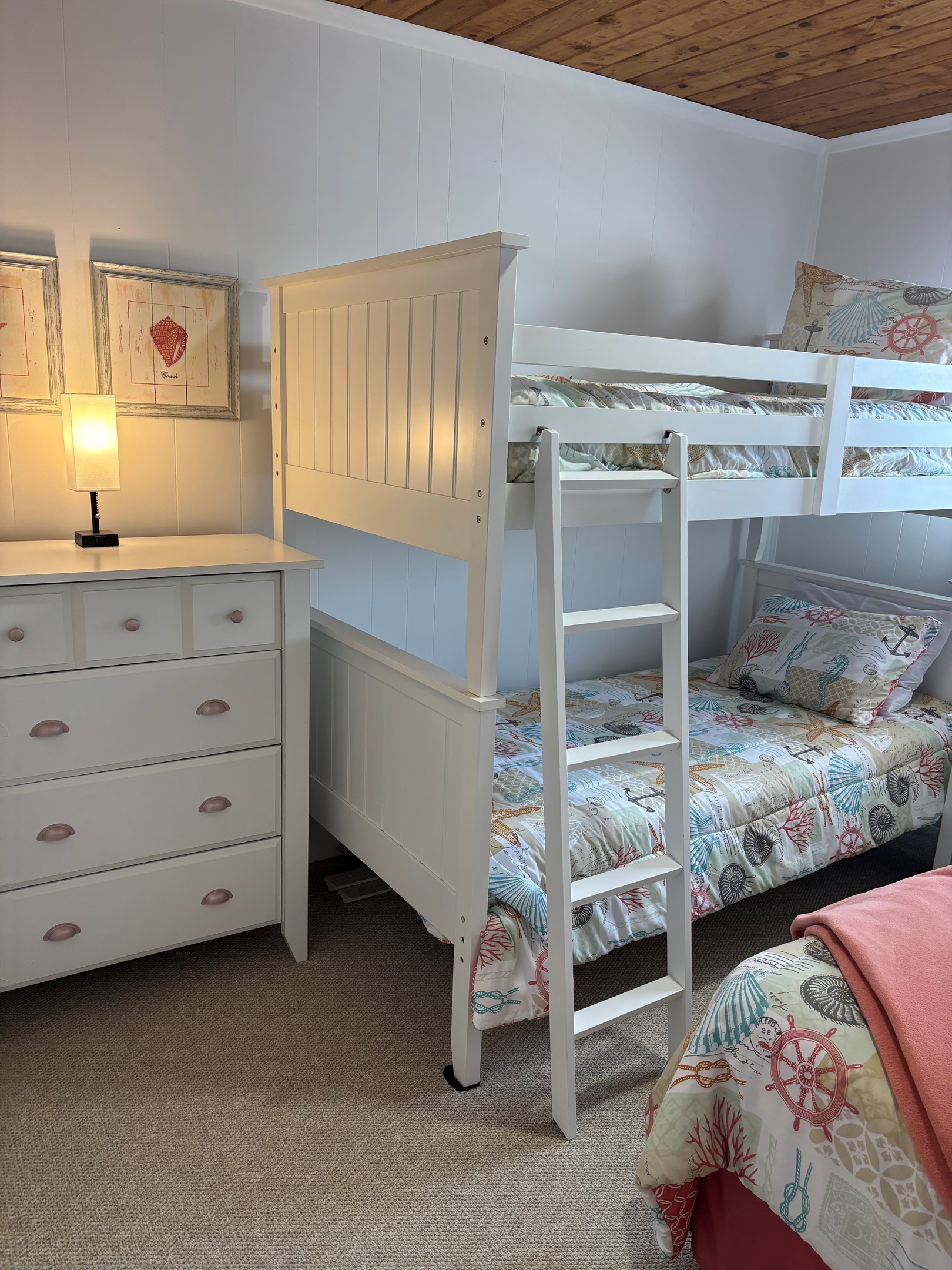 Bedroom 3, Twin bed and bunks
