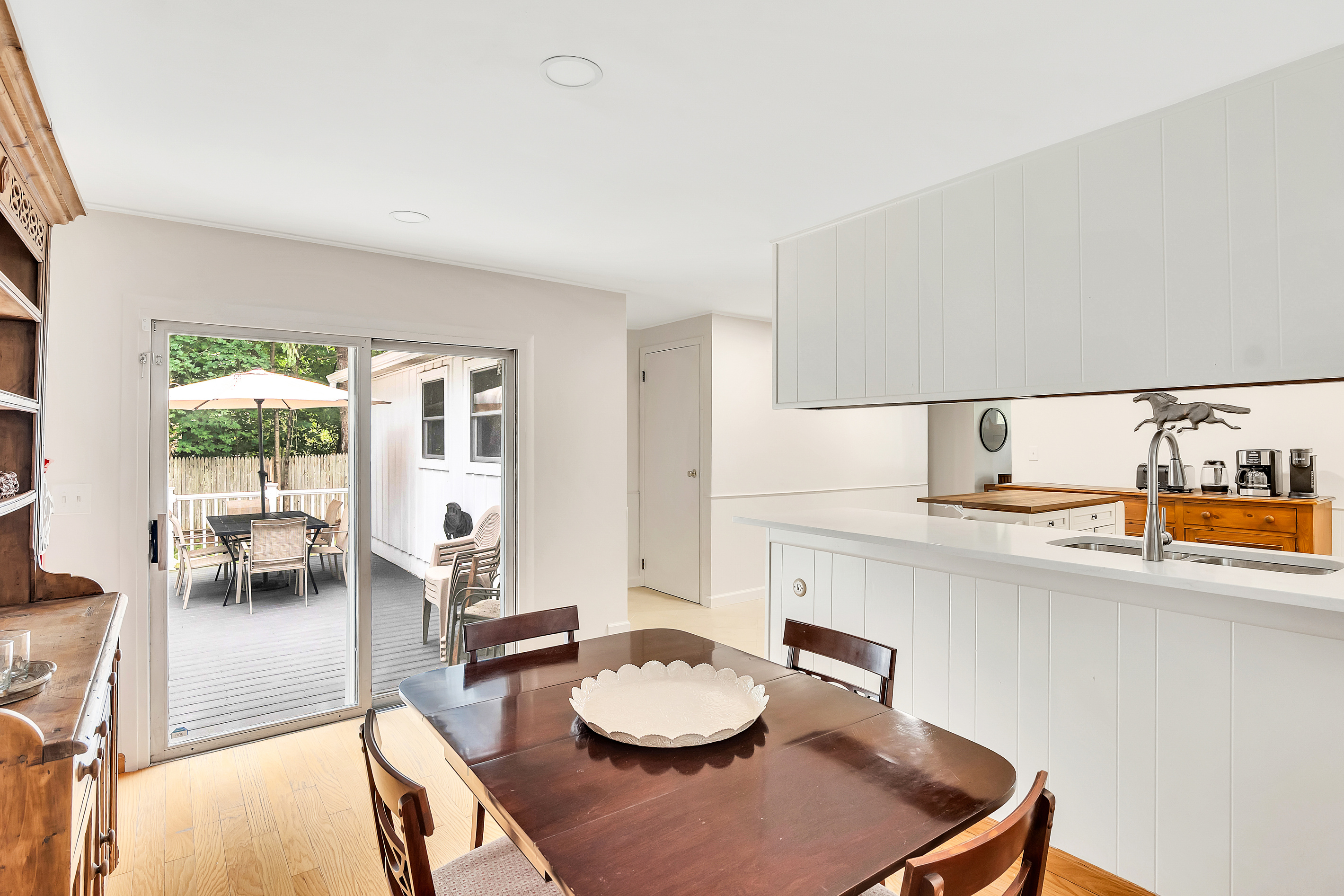 Dining Room – Deck Access