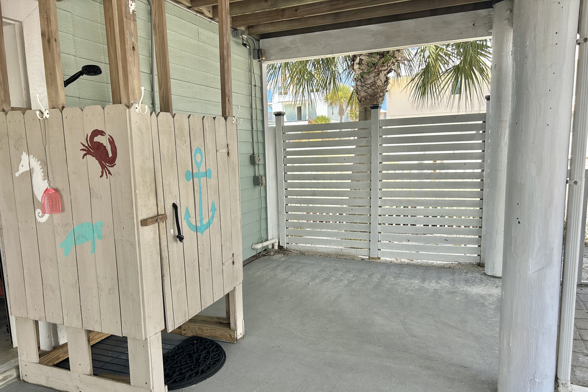 Outdoor shower 