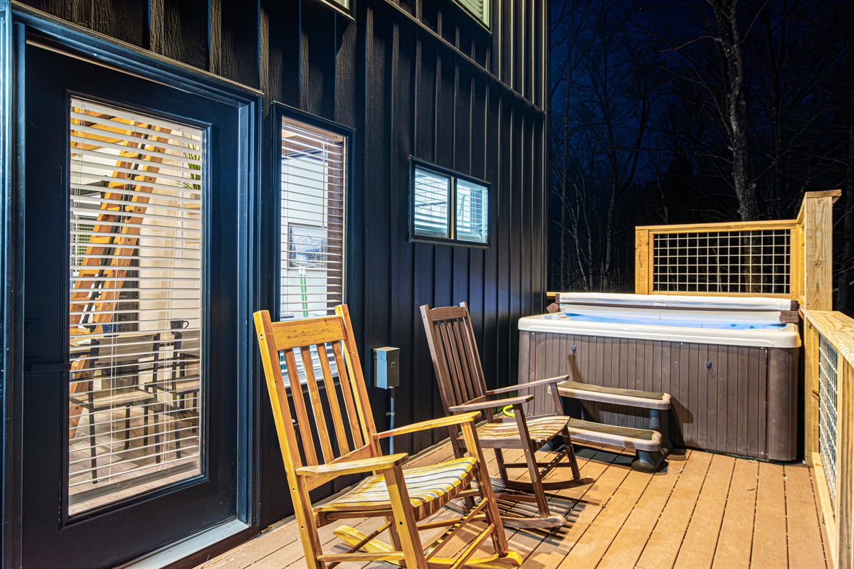 Quite Creeks peaceful porch