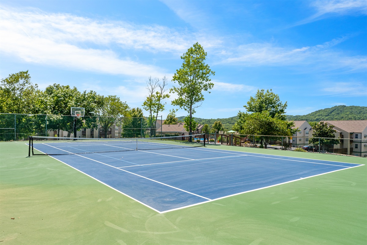 Bring your rackets and enjoy a laid-back match with Ozark hills and open sky all around.