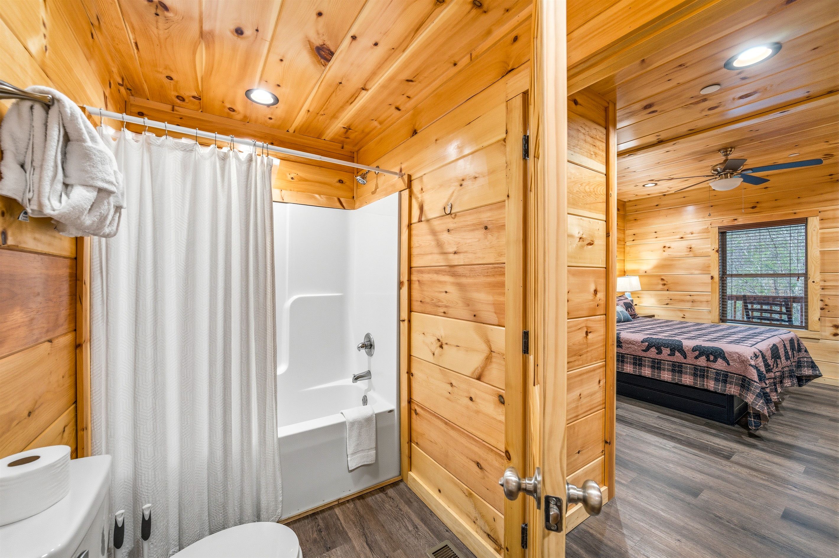 Bathroom 4