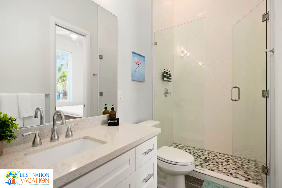 A fresh, elegant bathroom designed for everyday comfort.
