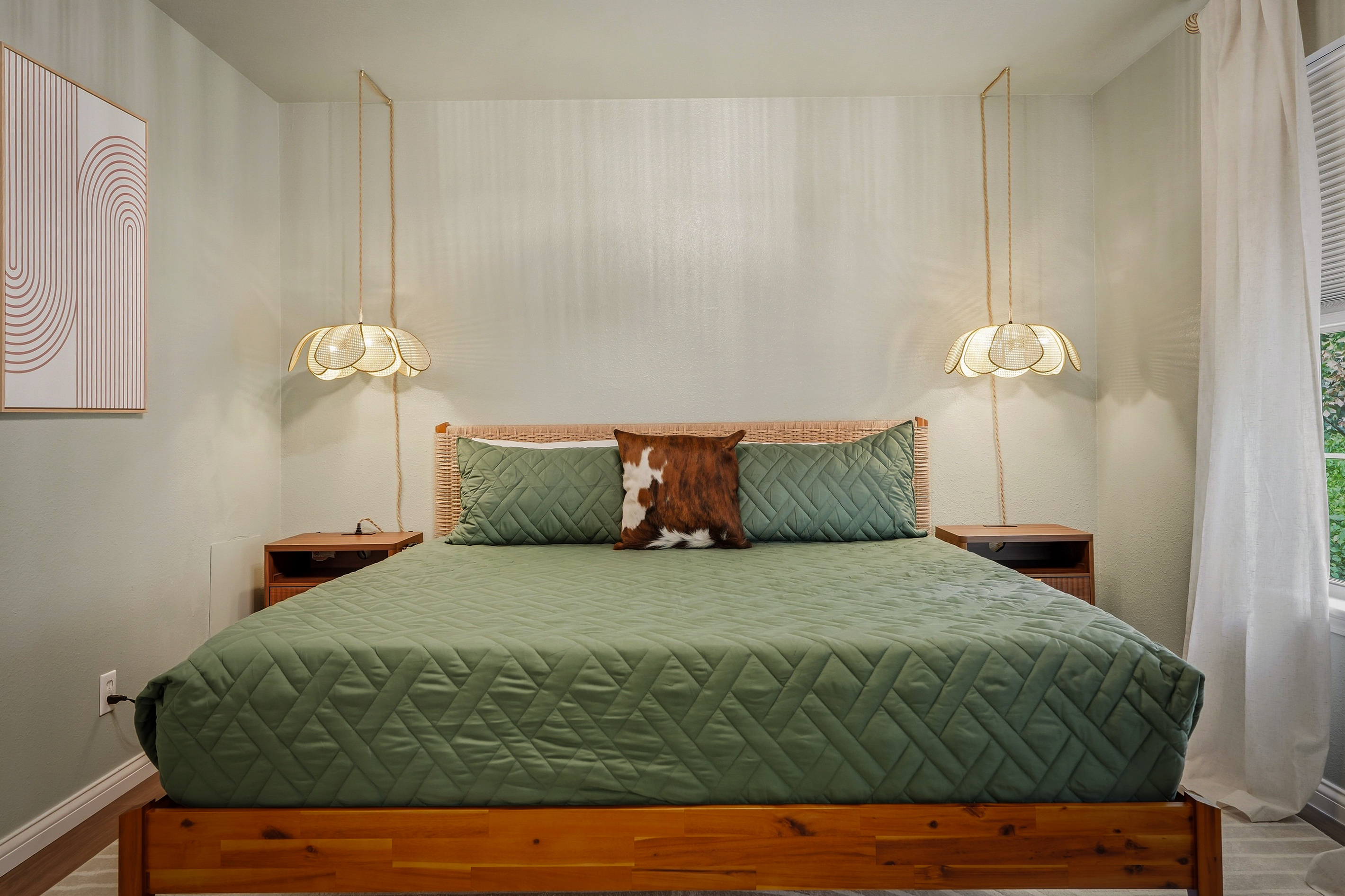 Dimmable sconces for ideal night lighting