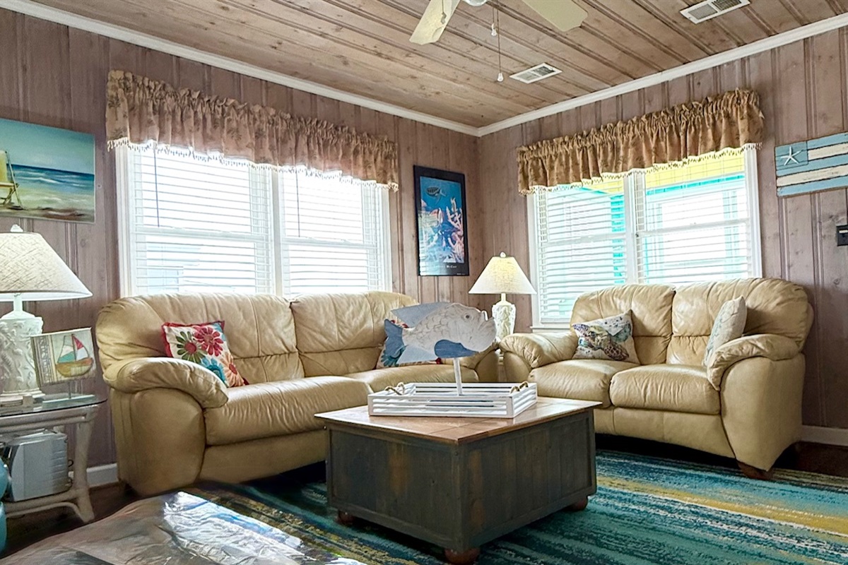 Upstairs Living Area